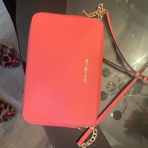 Micheal Kors crossbody